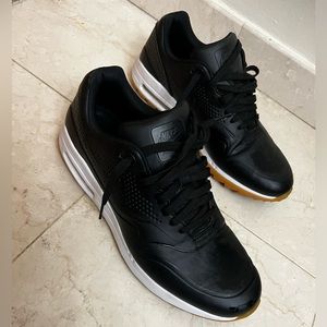NIKE AIR MAX 1 G GOLF BLACK/GUM LIGHT BROWN MEN